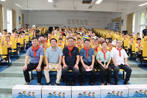 ���ż�������Уѧ�Ӿ����ܼ�4.9��Ԫ�����˶���Ʒ